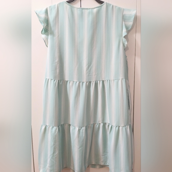 LC Lauren Conrad Button-Front Babydoll Dress. Size Large. - Picture 7 of 12